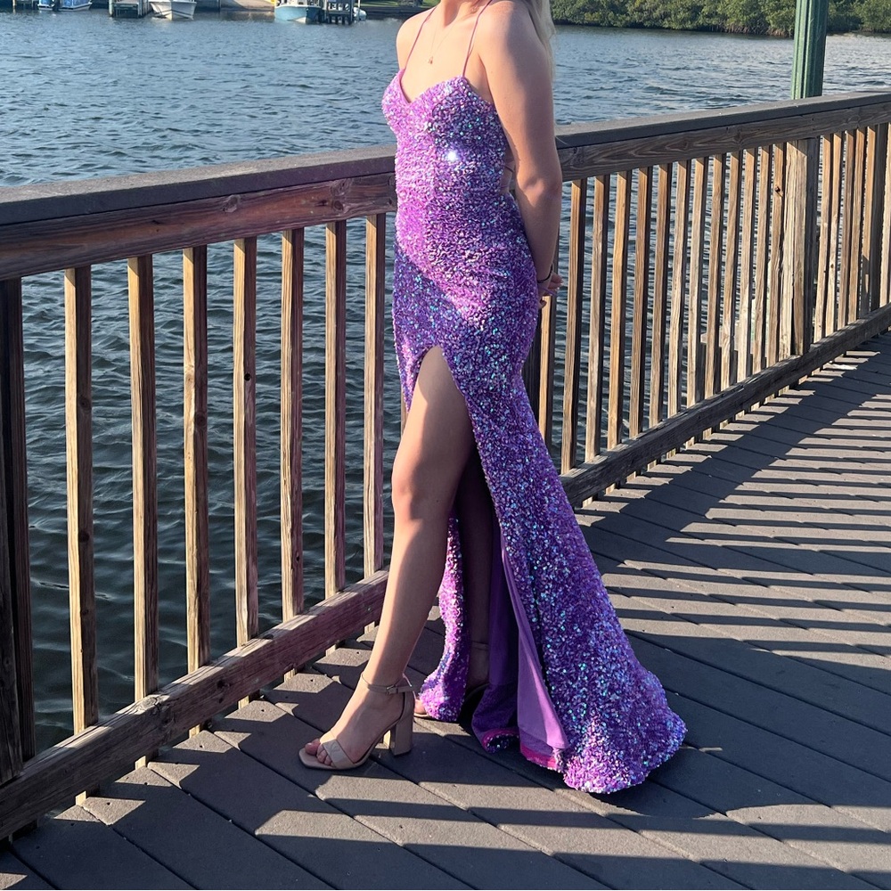 Prom Dress! Size 0, Brand: 2 Cute by J Michael’s